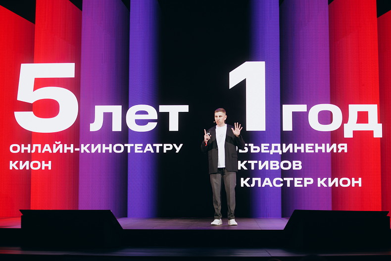 Алексей Иванов