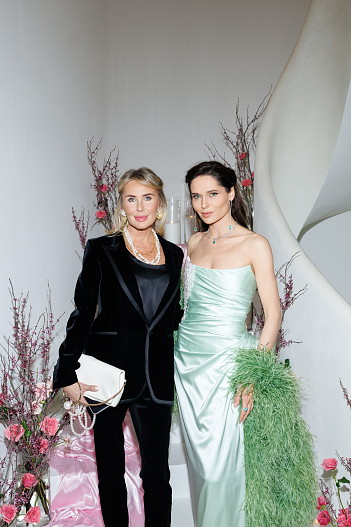 Виктория Гилварг и Полина Аскери