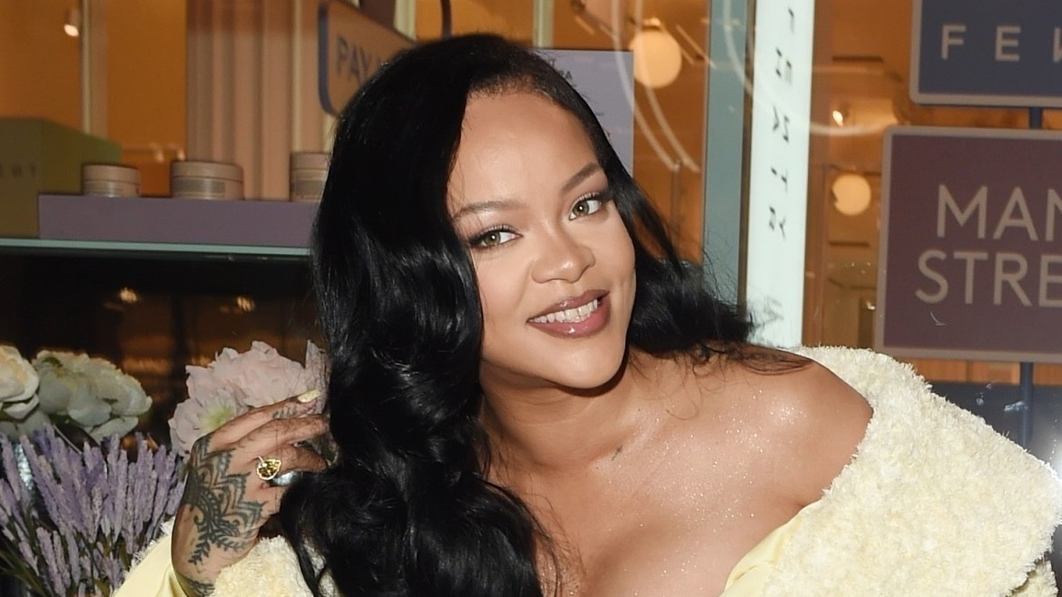 Рианна снялась в первой совместной фотосессии с дочерью для обложки W Magazine