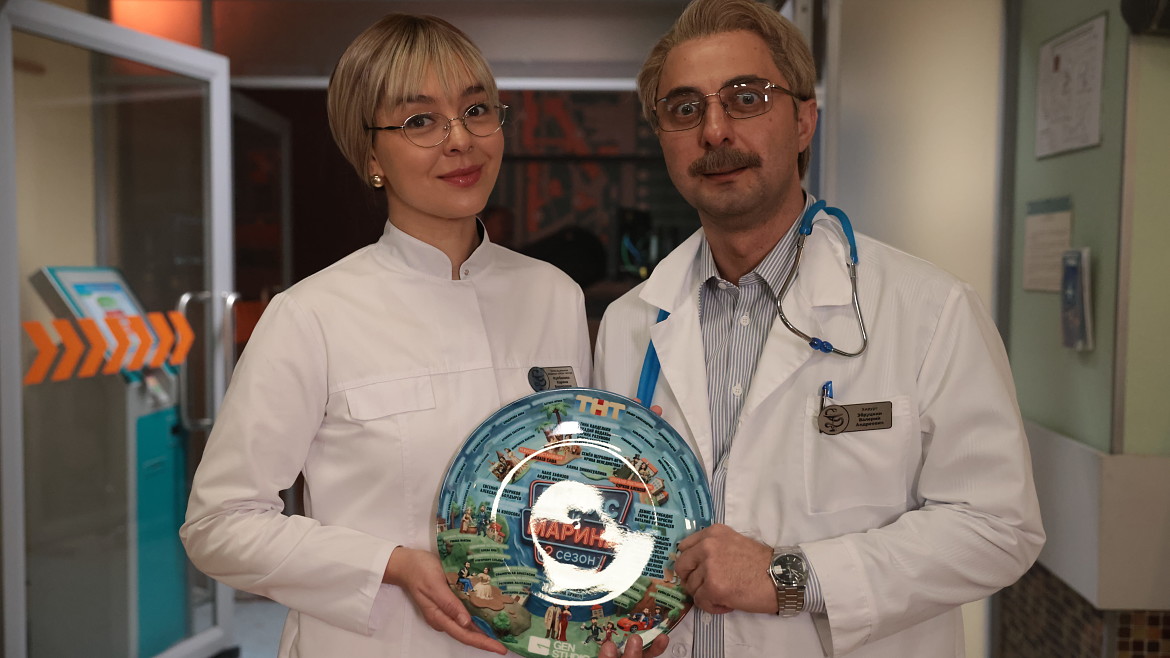 Демис и Марина возвращаются на ТНТ: комедийный сериал продлен на второй сезон