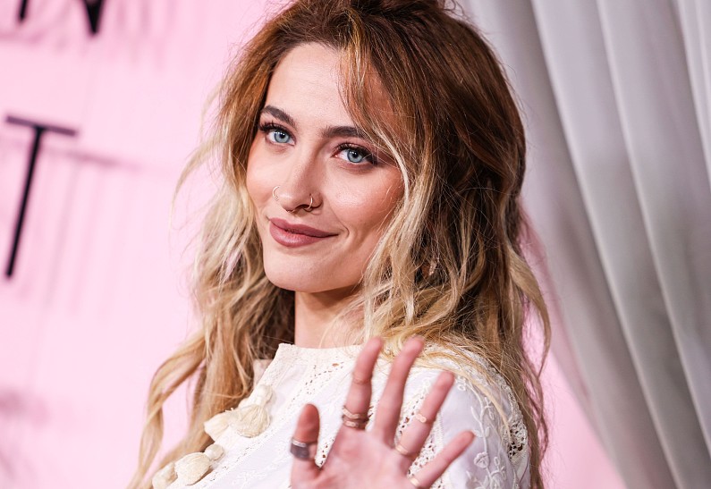 Пэрис Джексон раскритиковала новый фильм «Майкл» про ее отца