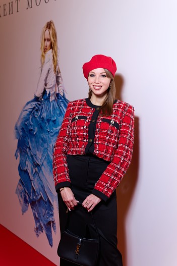 Полина Диброва