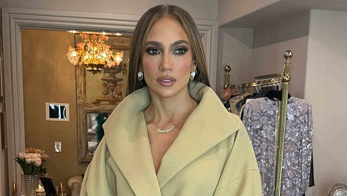 Дженнифер Лопес похвасталась спортивными достижениями на честном фото