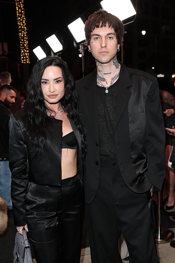 Деми Ловато с мужем