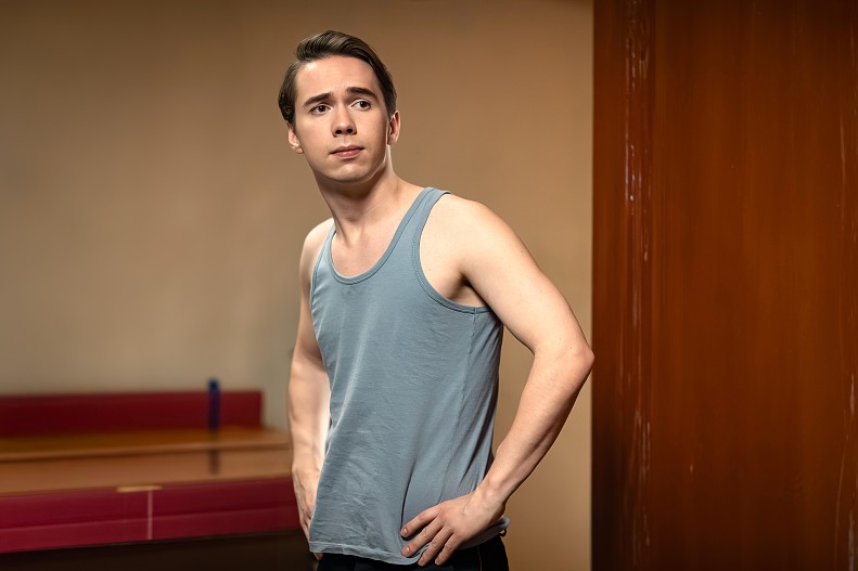 Денис Власенко