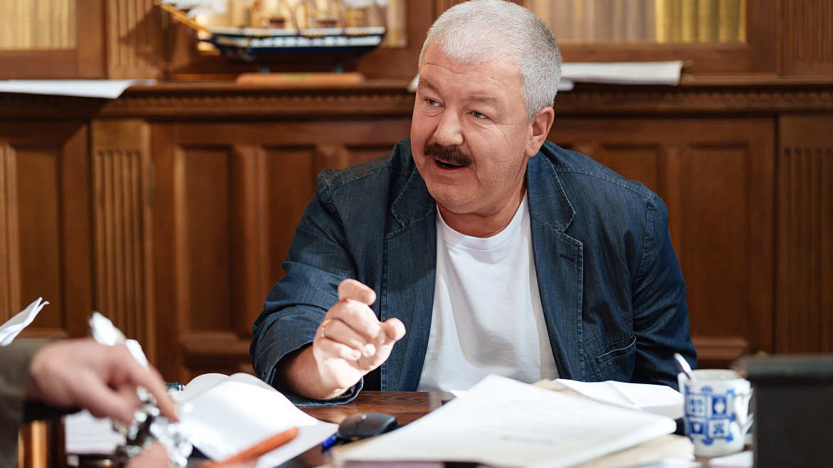 Александр Робак и Михаил Кремер приступили к съемкам в сериале «Отдел резонансных дел»