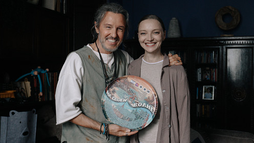 Екатерина Вилкова, Игорь Верник и Илья Любимов на съемках сериала «На своей волне». Первые фото!