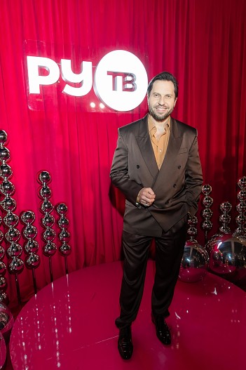 Артур Пирожков