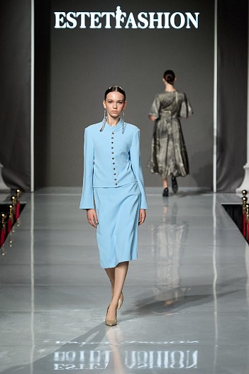 Показ Аники Керимовой