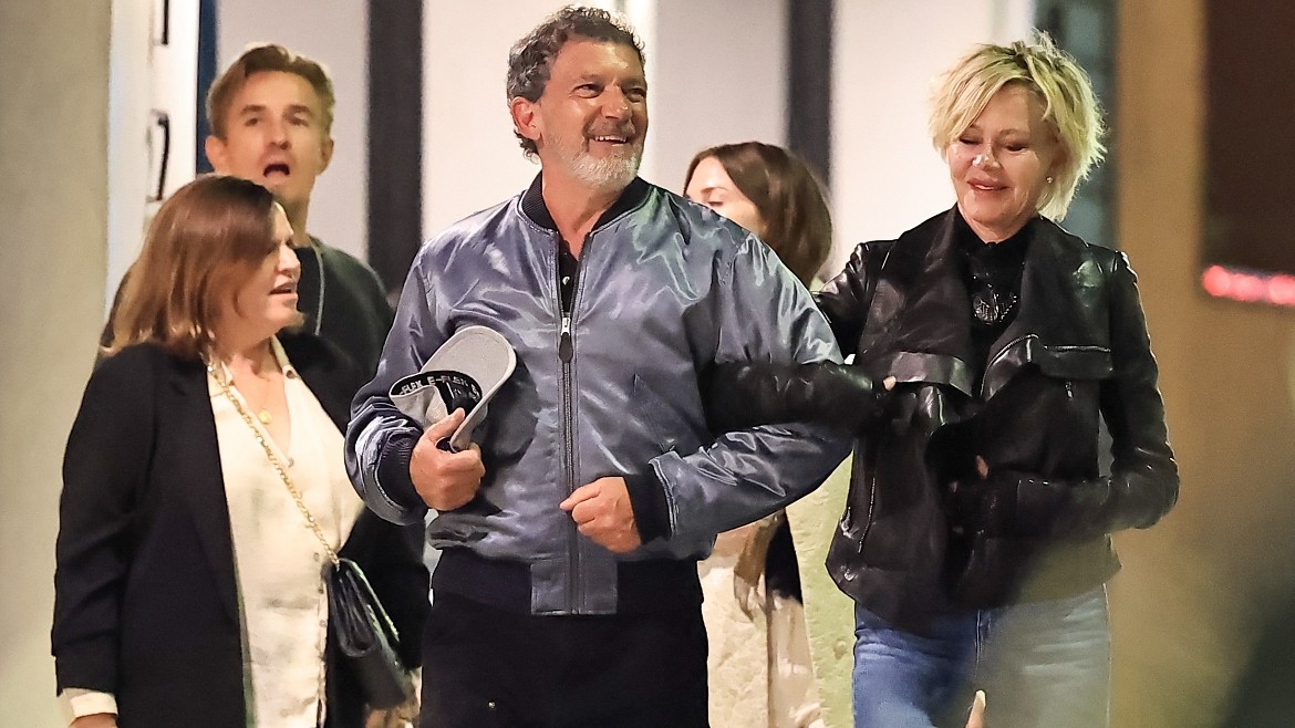 Мелани Гриффит и Антонио Бандерас через 12 лет после развода появились на публике, держась за руки