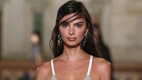 Эмили Ратаковски и ее сын стали лицами новой рекламной кампании Chanel