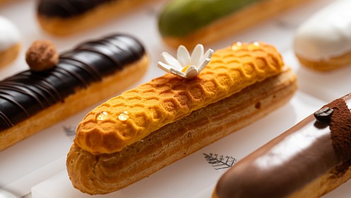 Новая коллекция витринных десертов в отеле Four Seasons Hotel Moscow