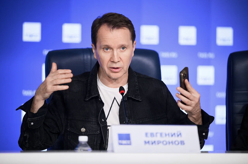 Евгений Миронов