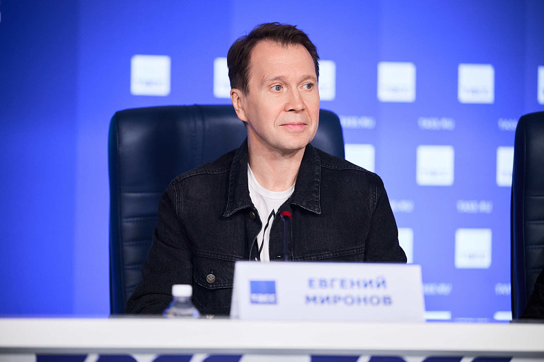 Евгений Миронов