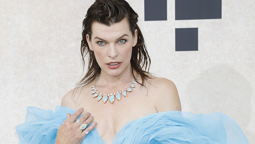 Милла Йовович трогательно поздравила дочь с днем рождения