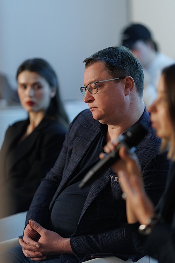 Кирилл Косолапов