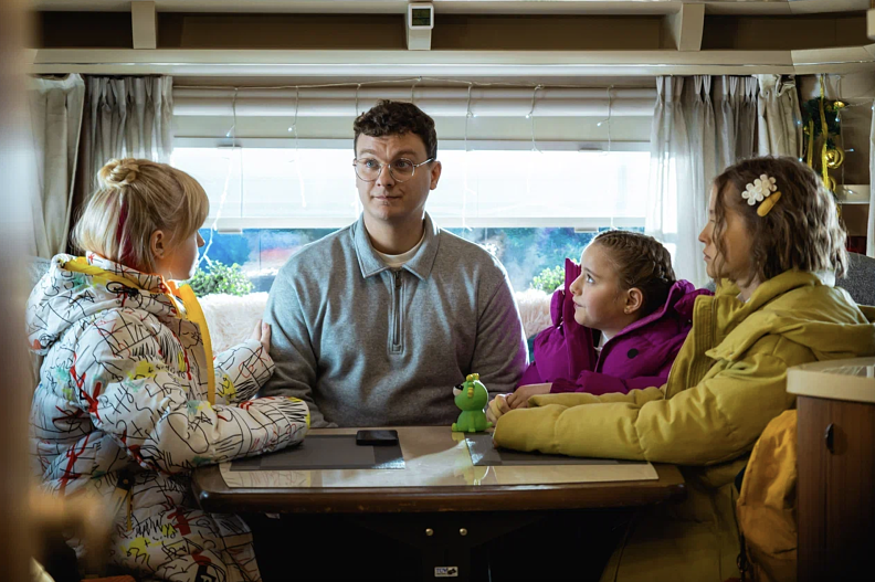 Ева Смирнова, Филипп Бледный, Полина Айнутдинова и Вита Корниенко