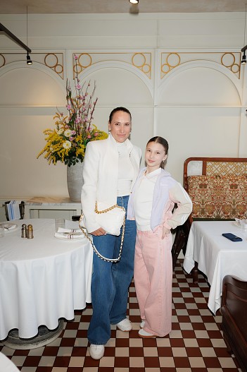 Марика Кравцова с дочкой