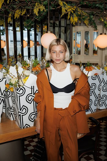 Лина Дембикова