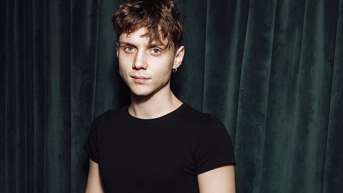 Секрет преображения Вани Дмитриенко: как смена имиджа сделала его звездой