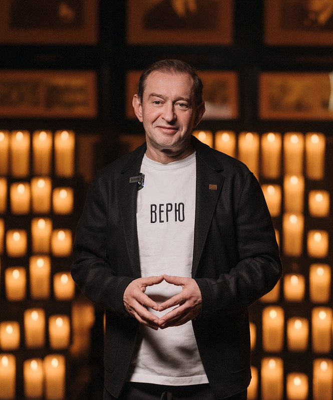 Константин Хабенский примет участие в благотворительном вечере «Волшебная симфония в парке и 8000 свечей»