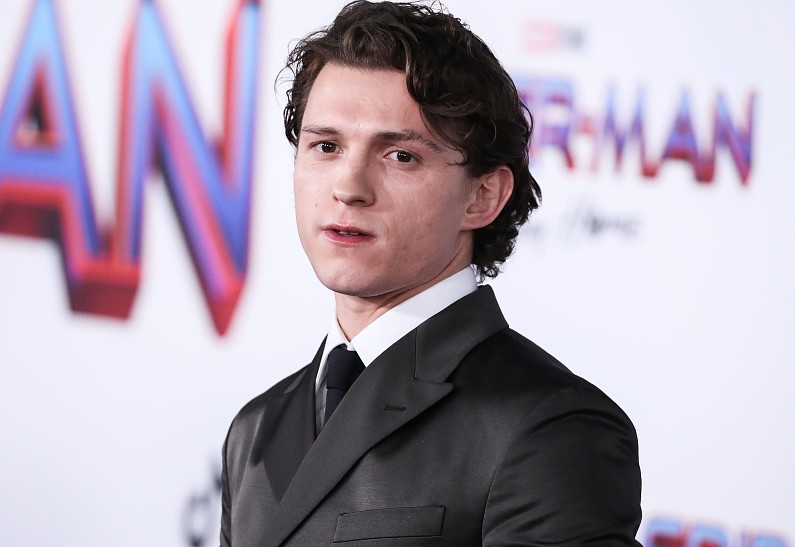 Том Холланд рассказал о работе с Мэттом Дэймоном над «Одиссеей» Нолана