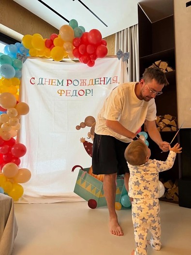 Александр Петров с сыном