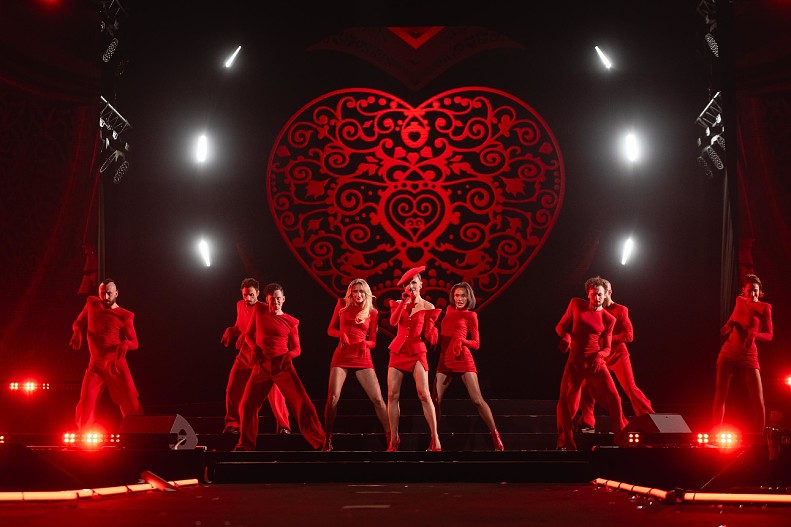 Полина Гагарина