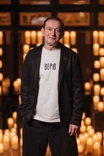 Константин Хабенский