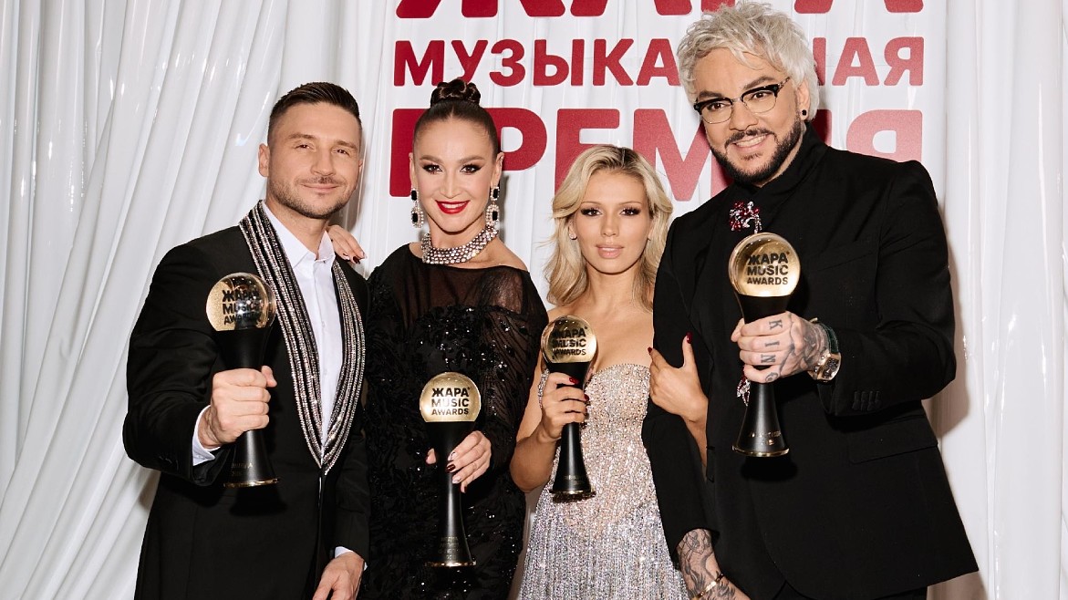 ЖАРА MUSIC AWARDS 2026: Клава Кока спела для Димы Масленникова, Юлия Савичева «надела» слезы, а Филипп Киркоров забрал главную награду