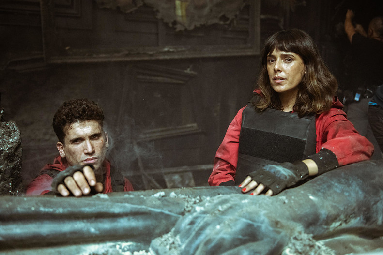 Кадр из сериала «Бумажный дом»