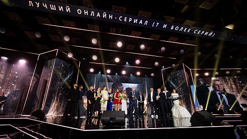 Дарья Мороз, Ника Здорик, Игорь Верник, Марина Александрова, Сергей Гилёв и другие гости XIII Премии АПКиТ