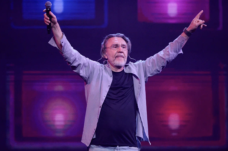 Сергей Шнуров