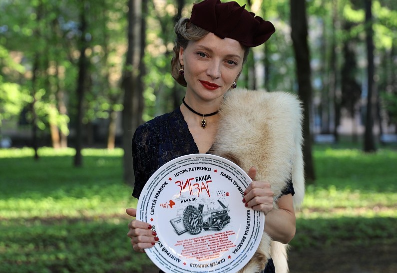 Екатерина Вилкова и Игорь Петренко на съемках исторического детектива «БАНДА «ЗИГ ЗАГ». НАЧАЛО»: первые фото!