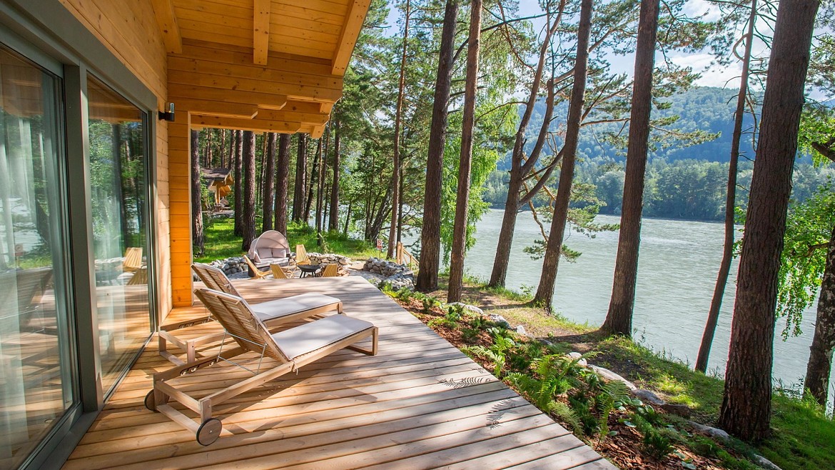 Горы, лес и тишина: открытие летнего сезона в Grand Chalet Altay