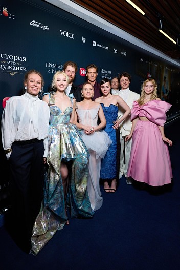 Каст сериала «История его служанки»
