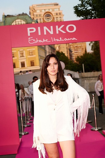 Вероника Трифонова (PINKO Россия)