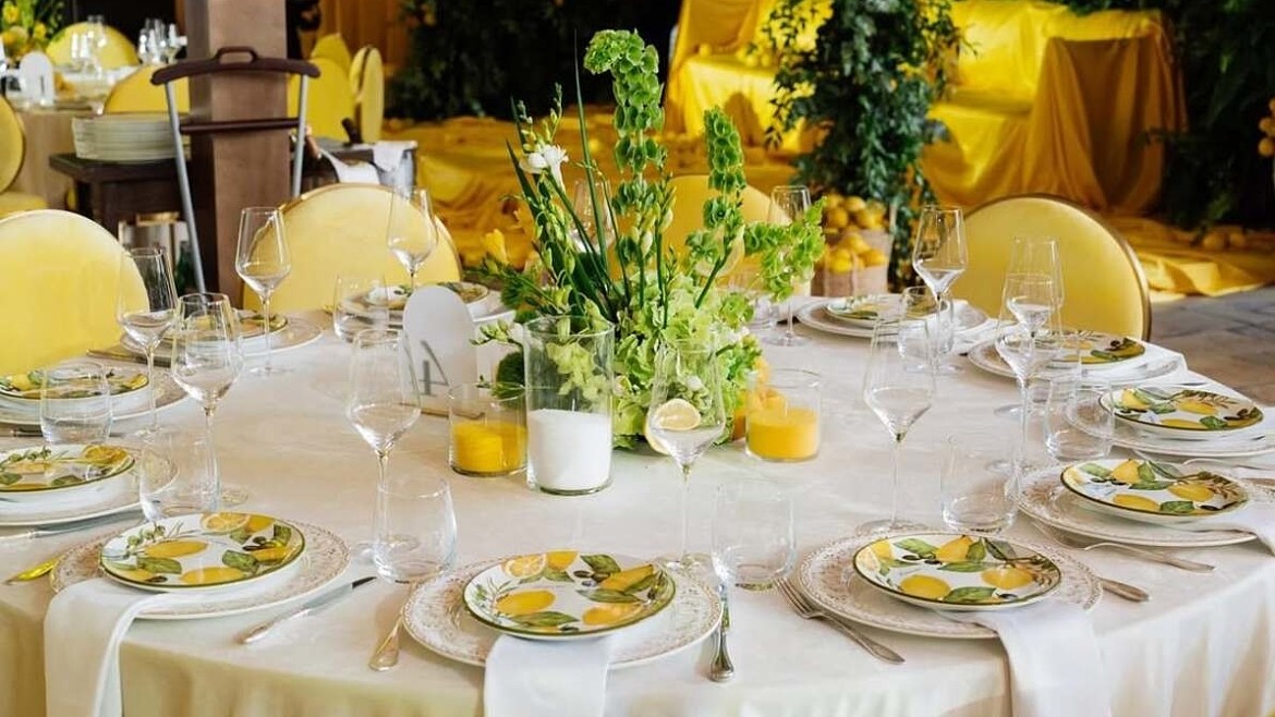Ресторан-особняк Bistrot открыл летнюю веранду для частных мероприятий