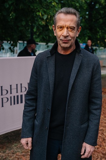 Владимир Машков