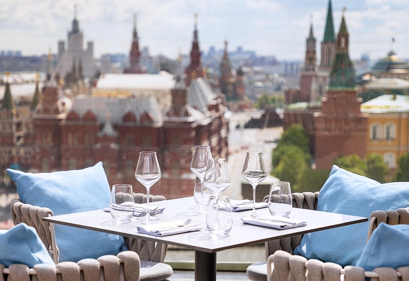 O2 RESTAURANT — БРАНЧ СО ВКУСОМ ЛЕТА