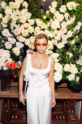 Лина Дембикова