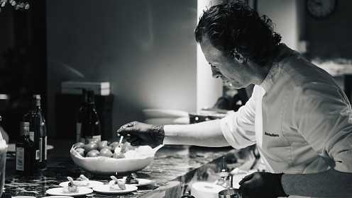 «В гостях у Мауро»: в ресторане Essenza by Mauro Panebianco состоится особенный Chef’s table