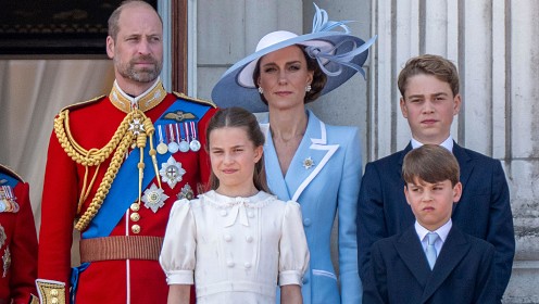 Принц Луи затмил всю семью своими дерзкими выходками на параде Trooping the Colour