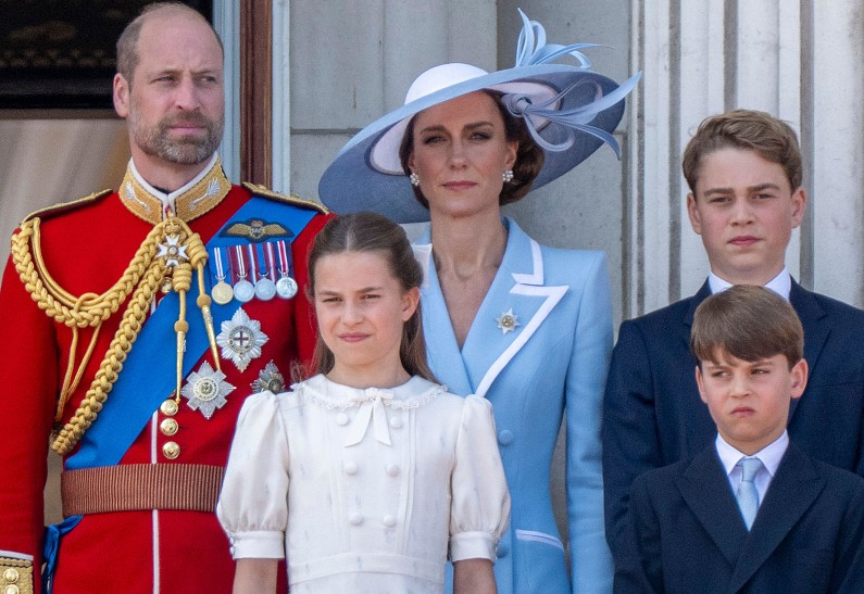 Принц Луи затмил всю семью своими дерзкими выходками на параде Trooping the Colour