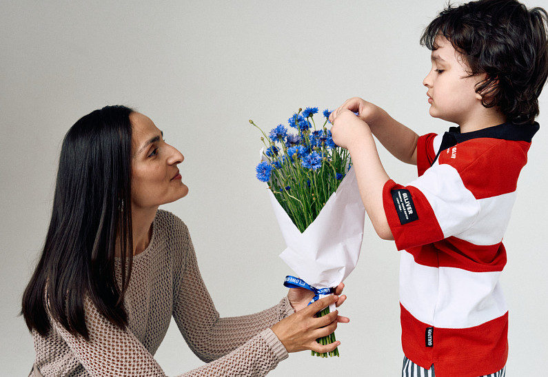 FLOWERNA и Фонд «Обнажённые сердца» запускают благотворительную цветочную акцию