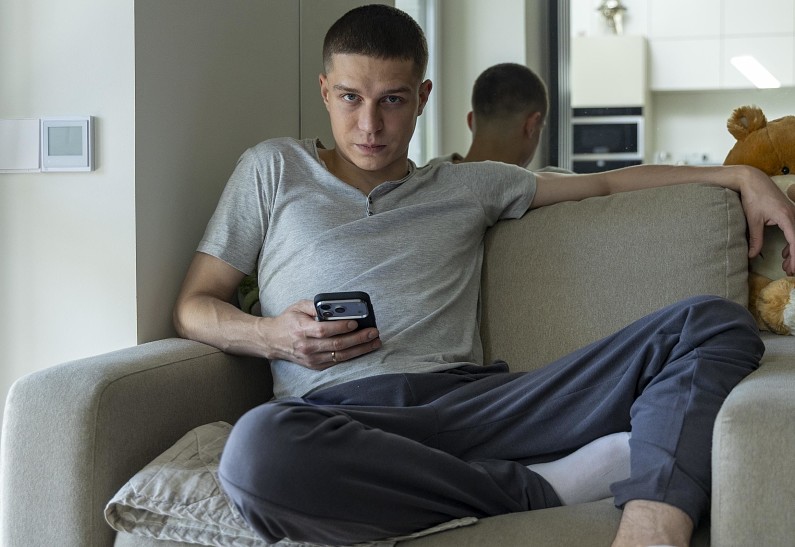 Начались съемки продолжения сериала «Трудная» с Глебом Калюжным и Кирой Медведевой