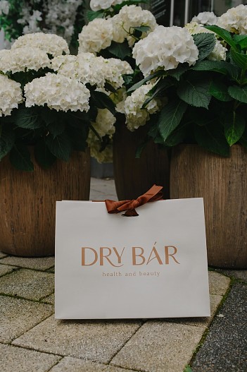 DRY BAR health & beauty