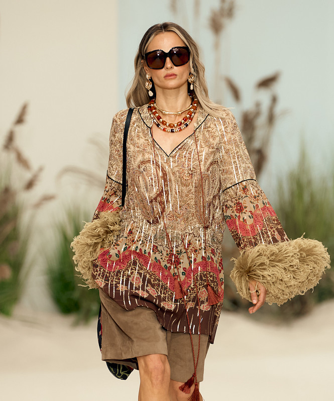 В рамках ПМЭФ прошел показ DLT Fashion Show