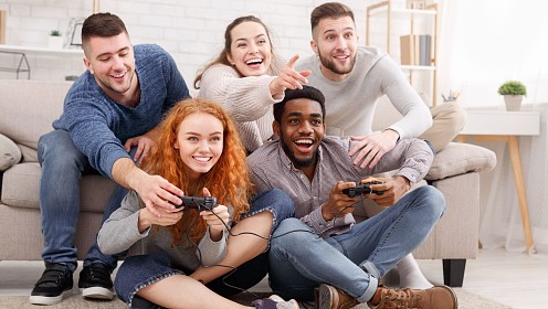 Бонд, Индиана Джонс и еще 5 вселенных, которые перешли из кино в игры и наоборот