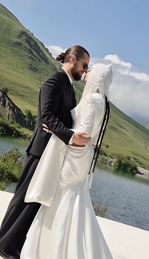 Олег Ледвич и Ида Галич